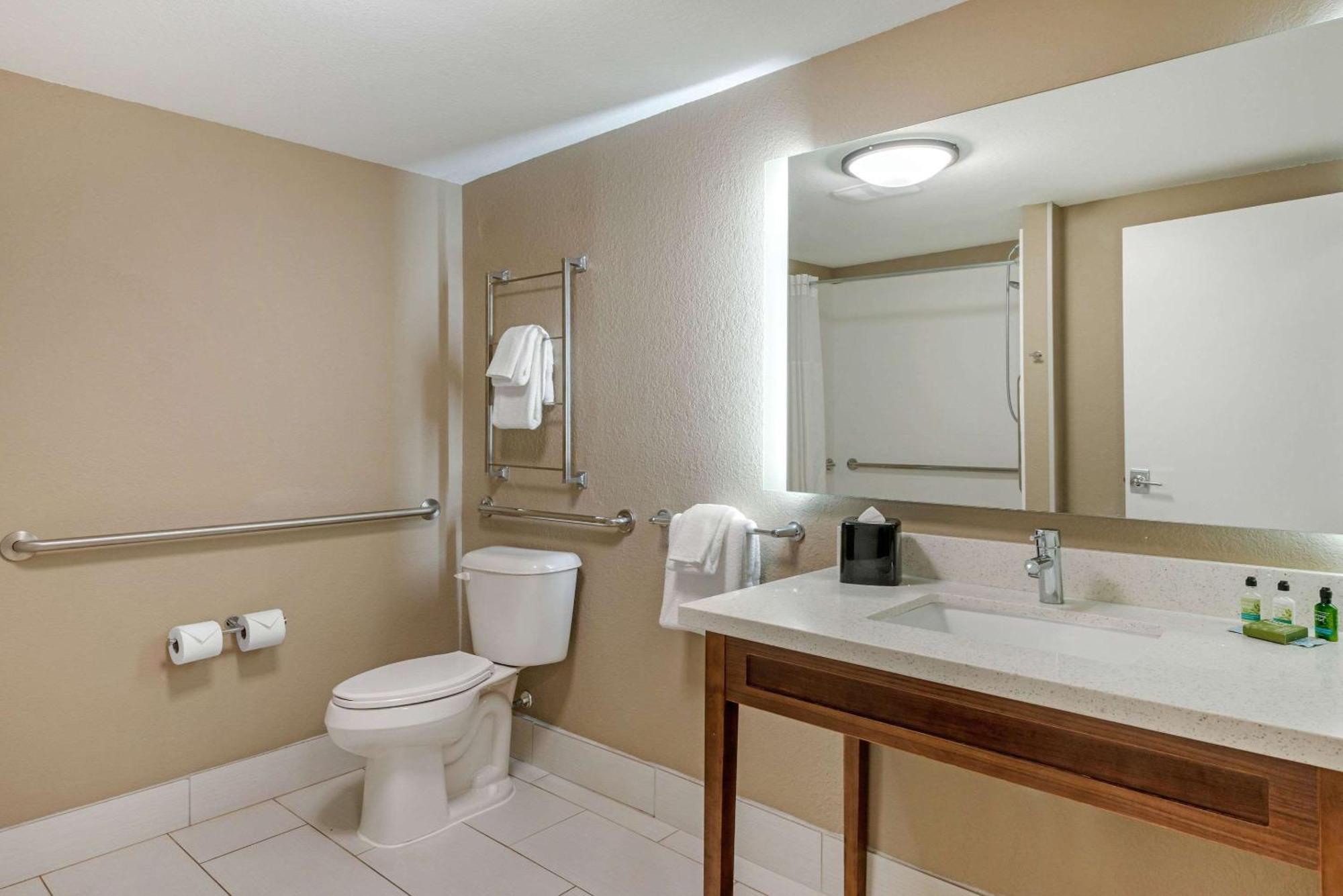 Seafarer Inn & Suites, Ascend Hotel Collection Đảo Jekyll Ngoại thất bức ảnh